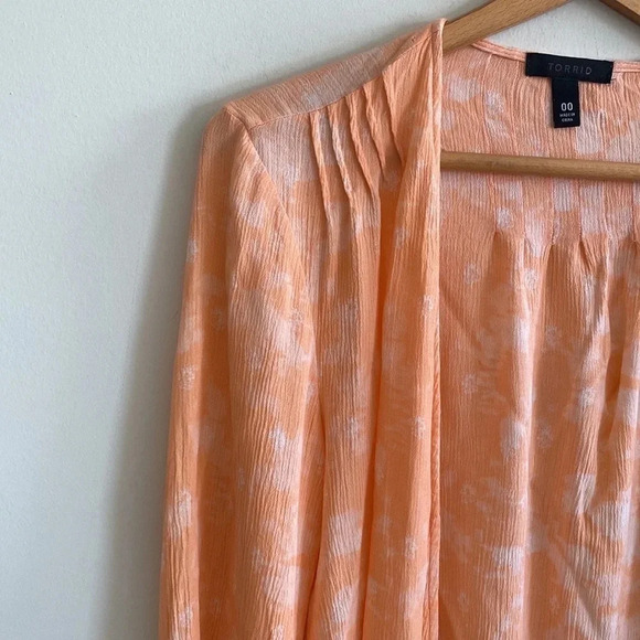 Torrid boho Border Print Gauze open front flared sleeve Kimono - Picture 5 of 10